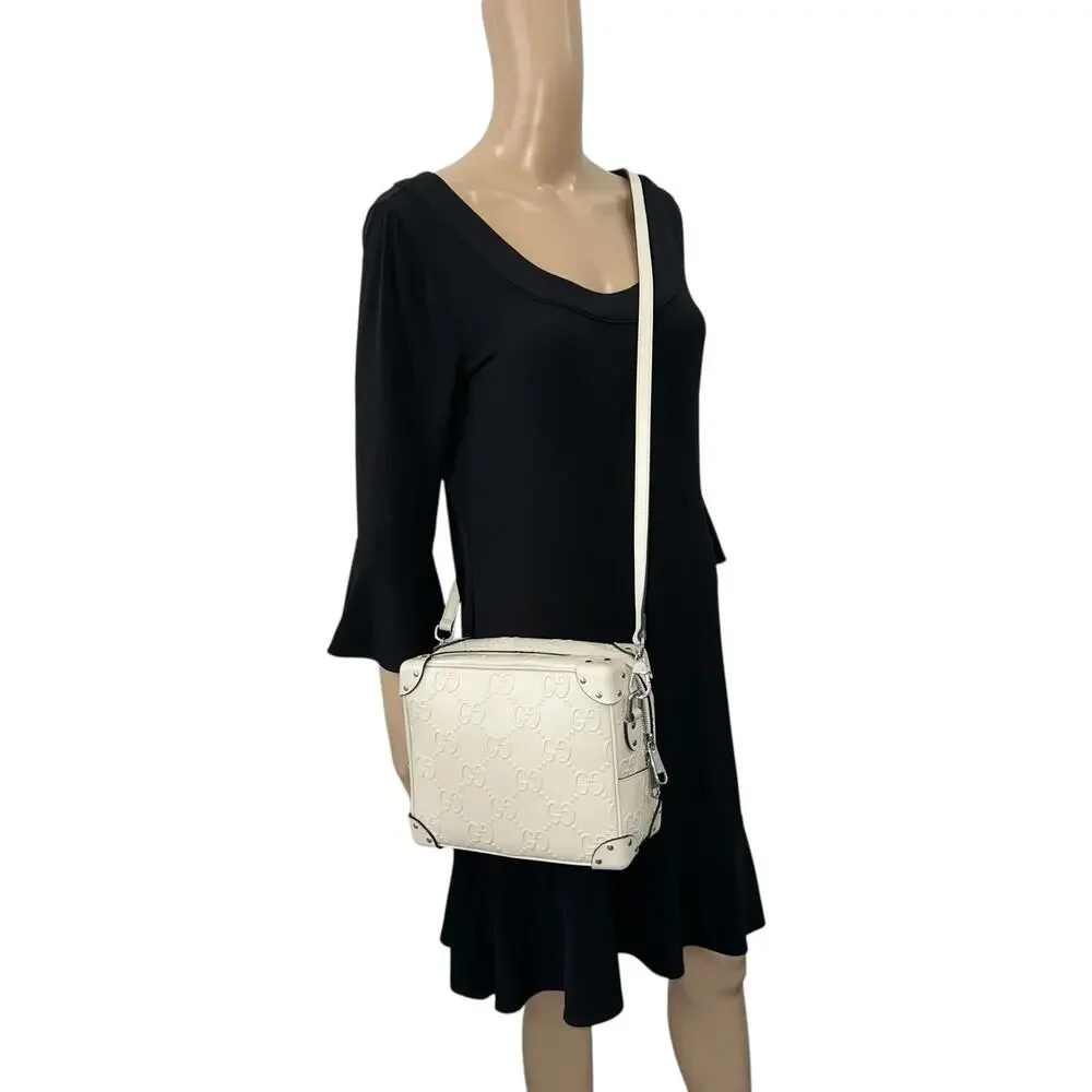 Gucci Ivory GG Embossed Shoulder Bag - Picture 9 of 9